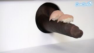 Kolosszális keblű leszbi milf-ek sushi glory hole kalandja bbc szopással és cuki ázsiai tinitel