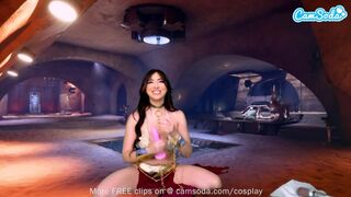 Princess Leia cosplayban élvezi a orbitális cickós néger szépség játékát