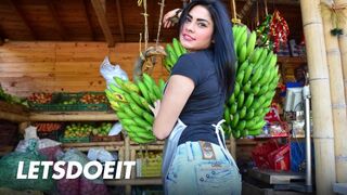 Devora robles olajozva csábítva mély gonzo baszásra - argentin milf