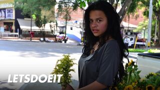 Aranyos afró amerikai milf selena gomez mélyen kefélve latin amerikai sunában