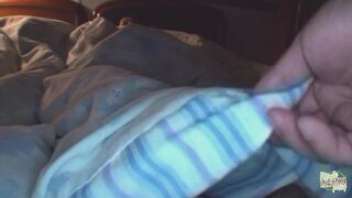 Ritka kincs: kettő ázsiai lány vad szopós hármasa