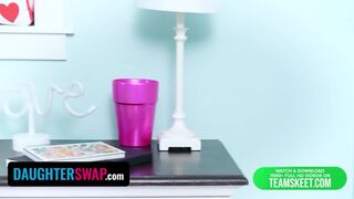 Nevelő lányok forró oboázása apa dákóján