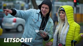 Francia maca Jessie Volt megdugva idegen hatalmas faszal