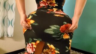 Crystal Lust bazinagy fenekű milf-et megdúgják egy szextől füstölgő hotelszobában