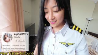 Ázsiai ribancot megbassza a co-pilot a saját lakásában