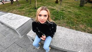 Utcán találkoztam vele és otthon lefilmeztem miközben megdugtam