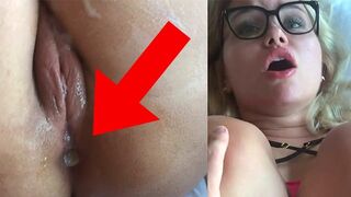 A kezdő tinédzser kisasszony élvezi, amikor szűk seggnyílását kefélik és teleélvezik