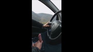 Apu kocsijában meg kell dugnom anyu luvnya barátnőjét