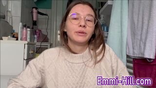 Extrém spriccelő tinédzser dugás koleszos lánnyal