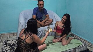 A nejem látni akarta, ahogy a ribanca először kapja hátsó bejáratba