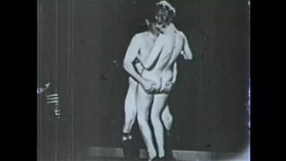 Retro tanítónéni és a bazinagy pénisz az osztályteremben