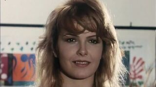 Jennifer második epizódja retro stílusban orbitális farokkal és dús mellekkel